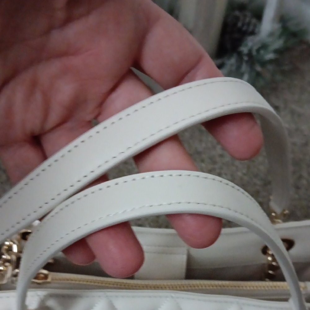 NWT Kate Spade Cream Quilted Shoulder Bag/ w Purse Charm - Picture 9 of 15